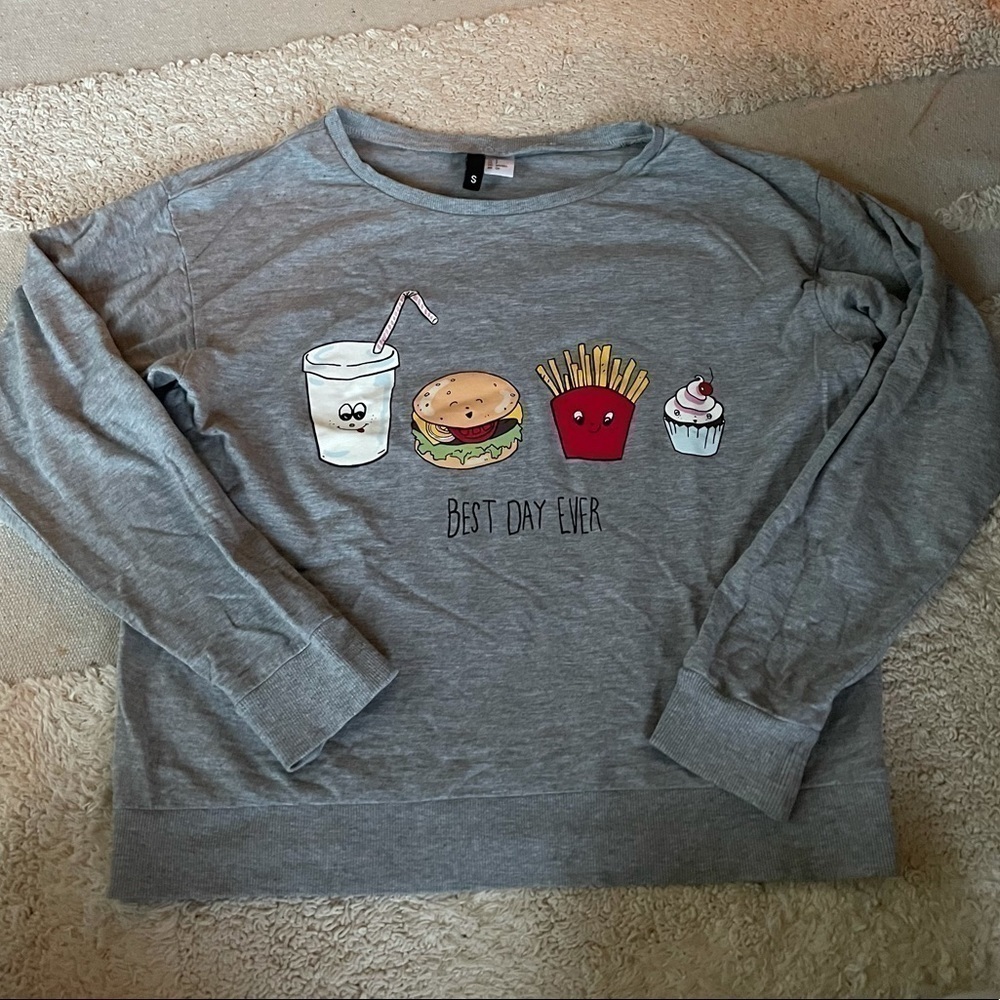 H&M Divided Fast food graphic sweatshirt - s
